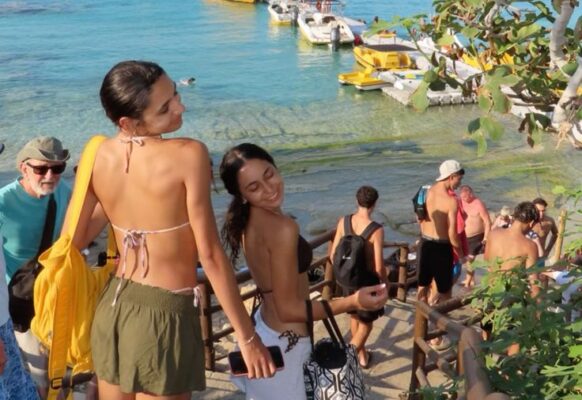 Người Việt mới sang định cư Síp thường gặp khó khăn gì về rào cản ngôn ngữ, thủ tục, chi phí? Xem ngay kinh nghiệm thực tế từ AT Express để hòa nhập nhanh.